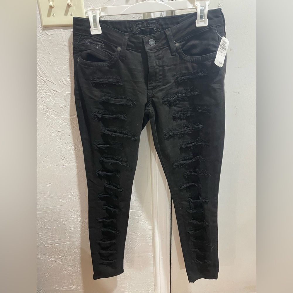 Robins Jean Black